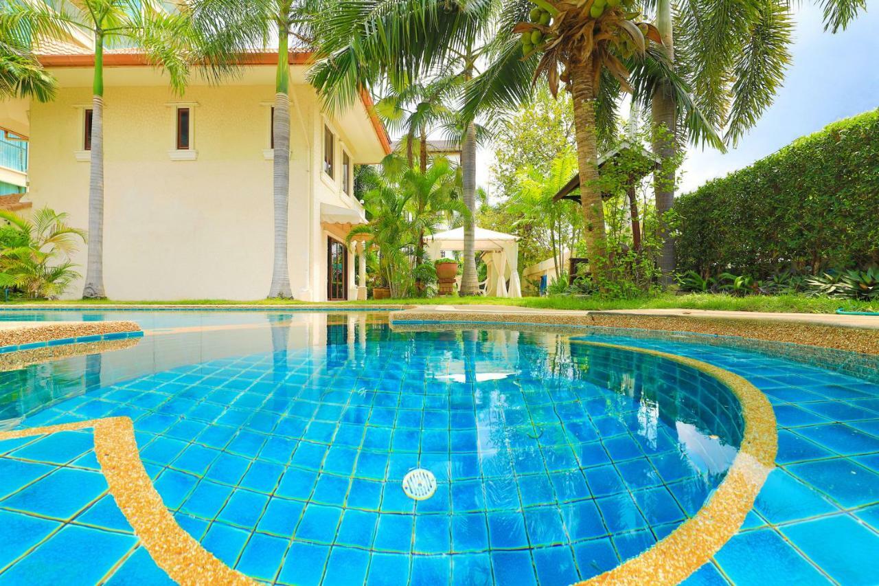 Sweet Villas Pattaya Bagian luar foto