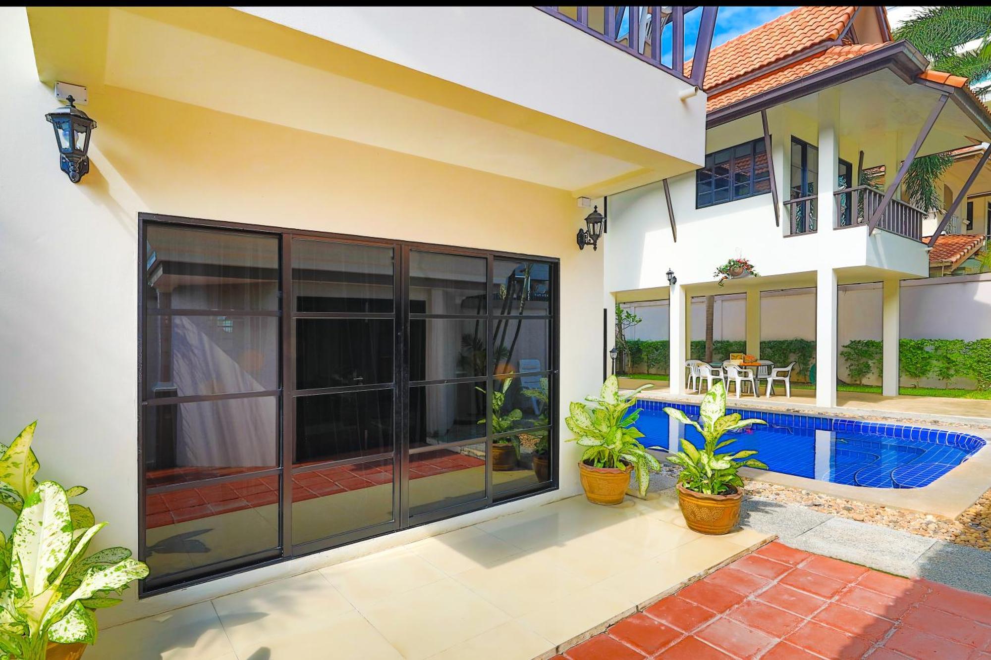Sweet Villas Pattaya Bagian luar foto